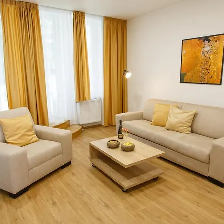 Whitehouse 아파트