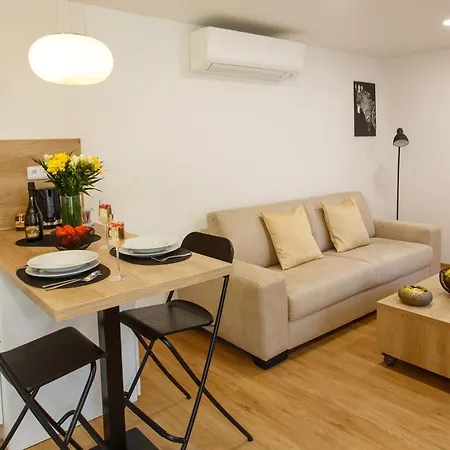 Whitehouse Апартаменты