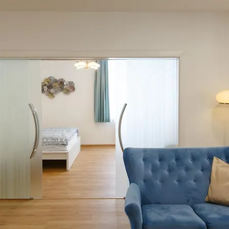 Whitehouse 아파트 *