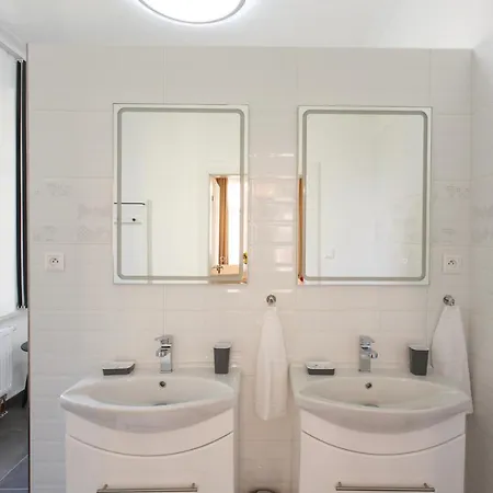 Whitehouse 아파트 오스트라바