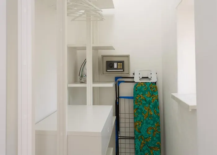 Whitehouse * Ostrava