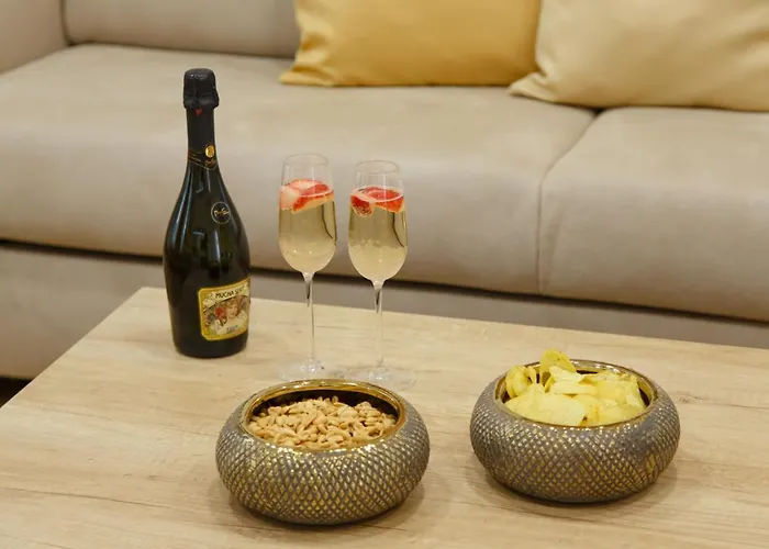 Whitehouse Lejlighed *