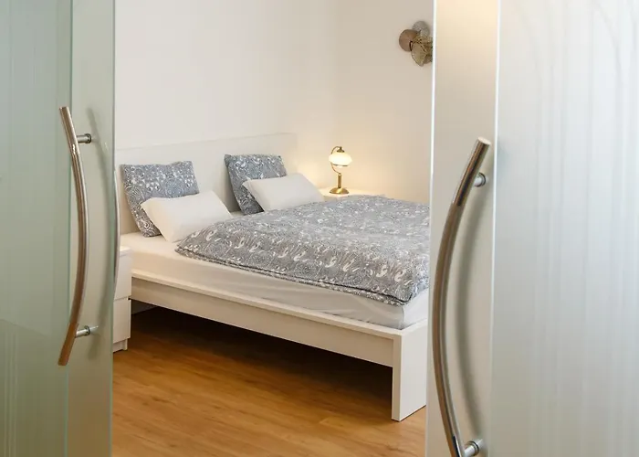 Whitehouse * Ostrava