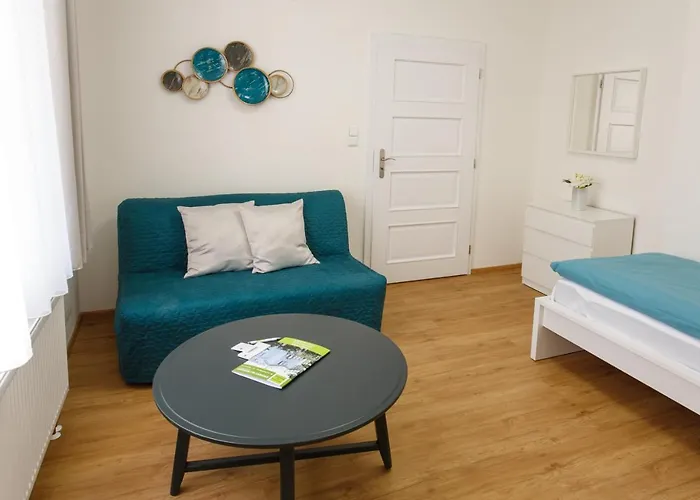 Apartment Whitehouse